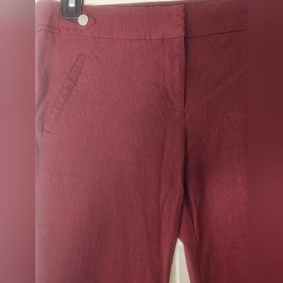 Soho Apparel LTD 8 Burgundy Full Length Zipper Stretch Women's Pants - Picture 5 of 7